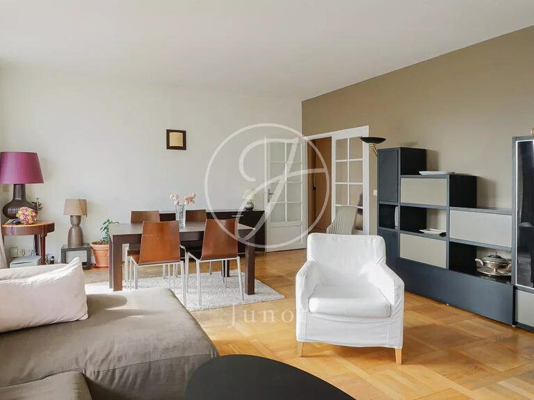 Appartement Paris 16e - 4 chambres - 122m²