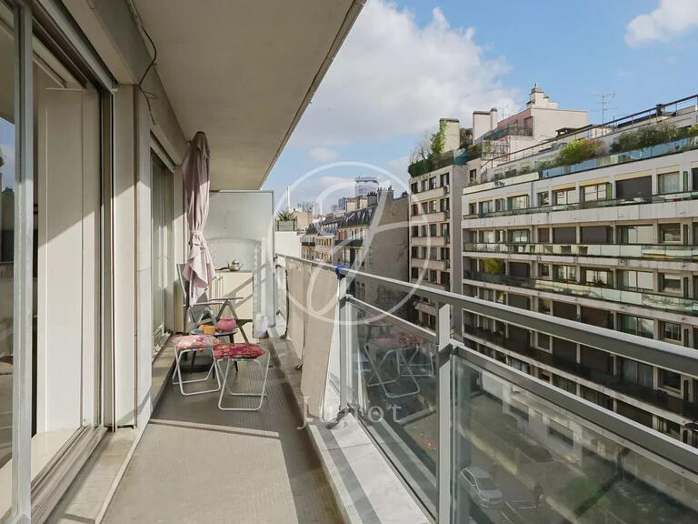 Appartement Paris 16e - 4 chambres - 122m²
