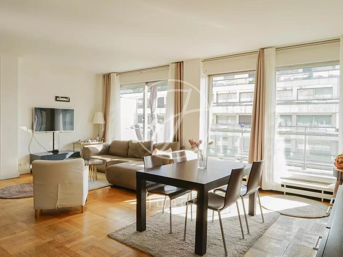 Apartment Paris 16e