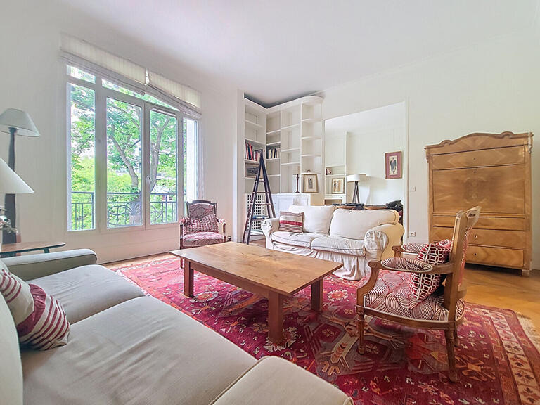 Appartement Paris 16e - 2 chambres - 111m²