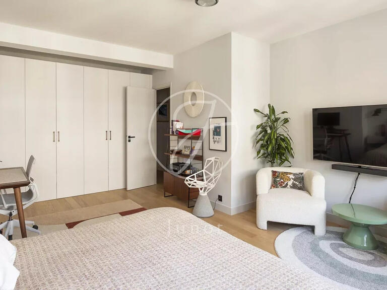 Apartment Paris 16e - 4 bedrooms - 146m²