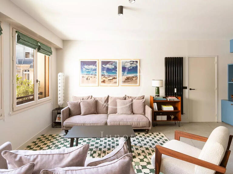Appartement Paris 16e - 4 chambres - 146m²