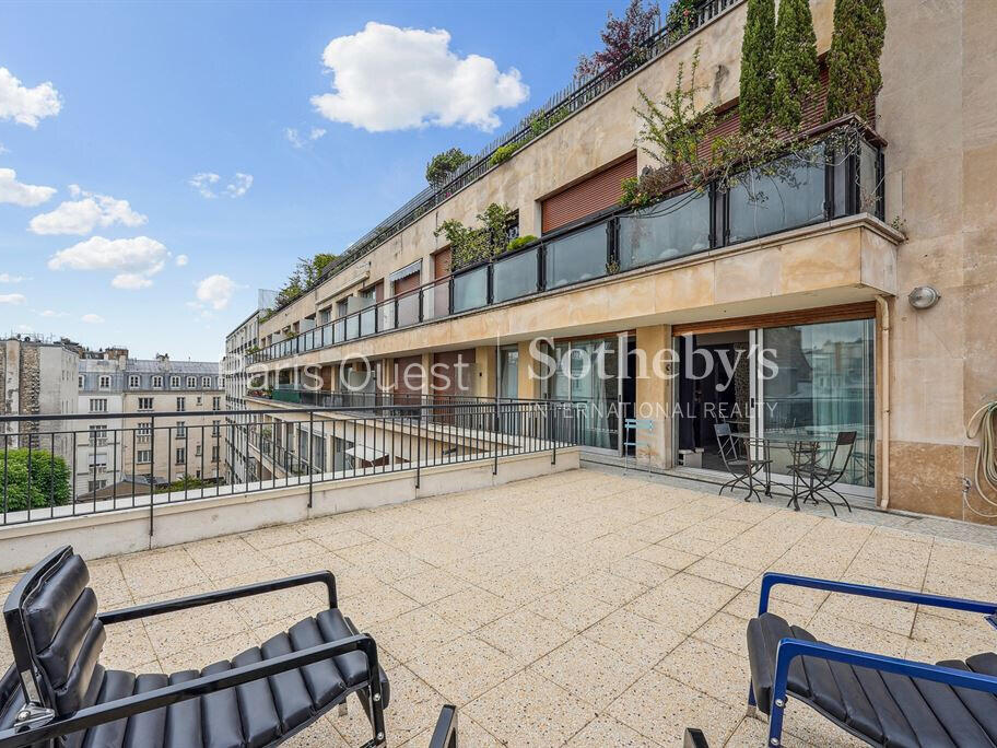 Apartment Paris 16e