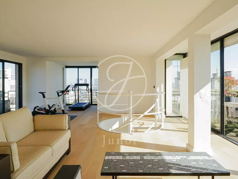 Appartement Paris 16e - 2 chambres - 198m²