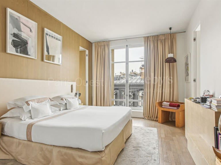 Appartement Paris 16e - 3 chambres - 290m²
