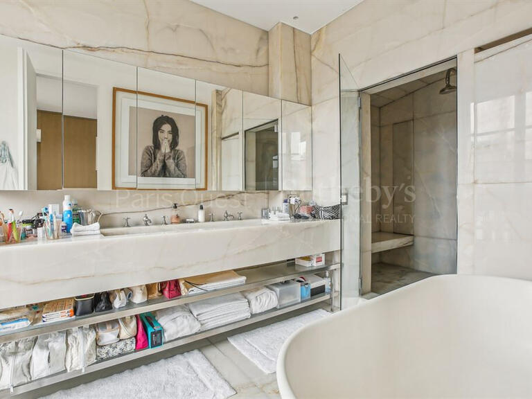 Appartement Paris 16e - 3 chambres - 290m²