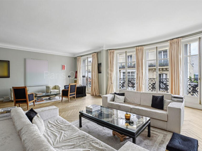 Appartement Paris 16e - 4 chambres - 266m²