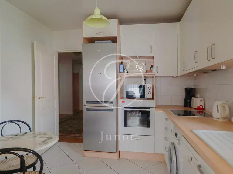 Appartement Paris 16e - 2 chambres - 94m²