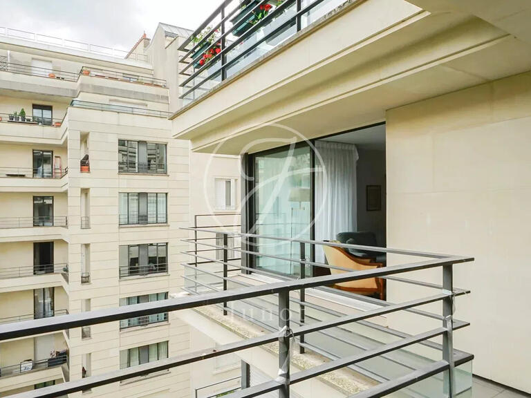 Appartement Paris 16e - 2 chambres - 94m²