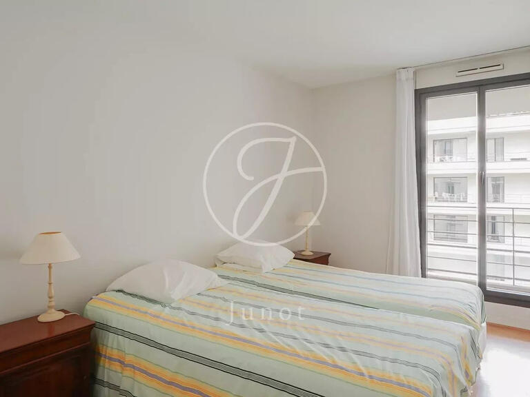 Appartement Paris 16e - 2 chambres - 94m²