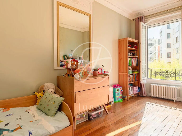 Appartement Paris 16e - 4 chambres - 165m²