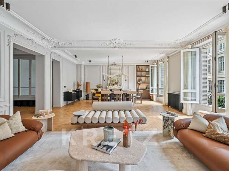 Apartment Paris 16e - 3 bedrooms - 194m²