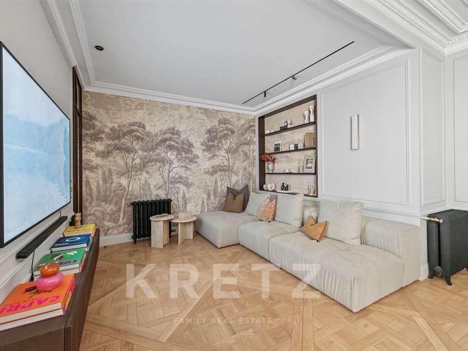 Apartment Paris 16e