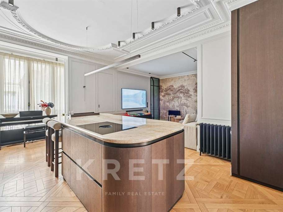 Apartment Paris 16e