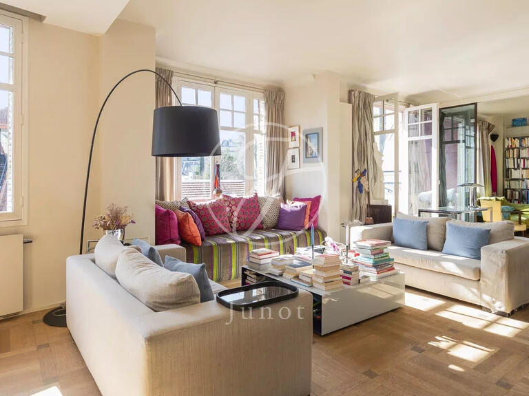 Apartment Paris 16e - 4 bedrooms - 183m²