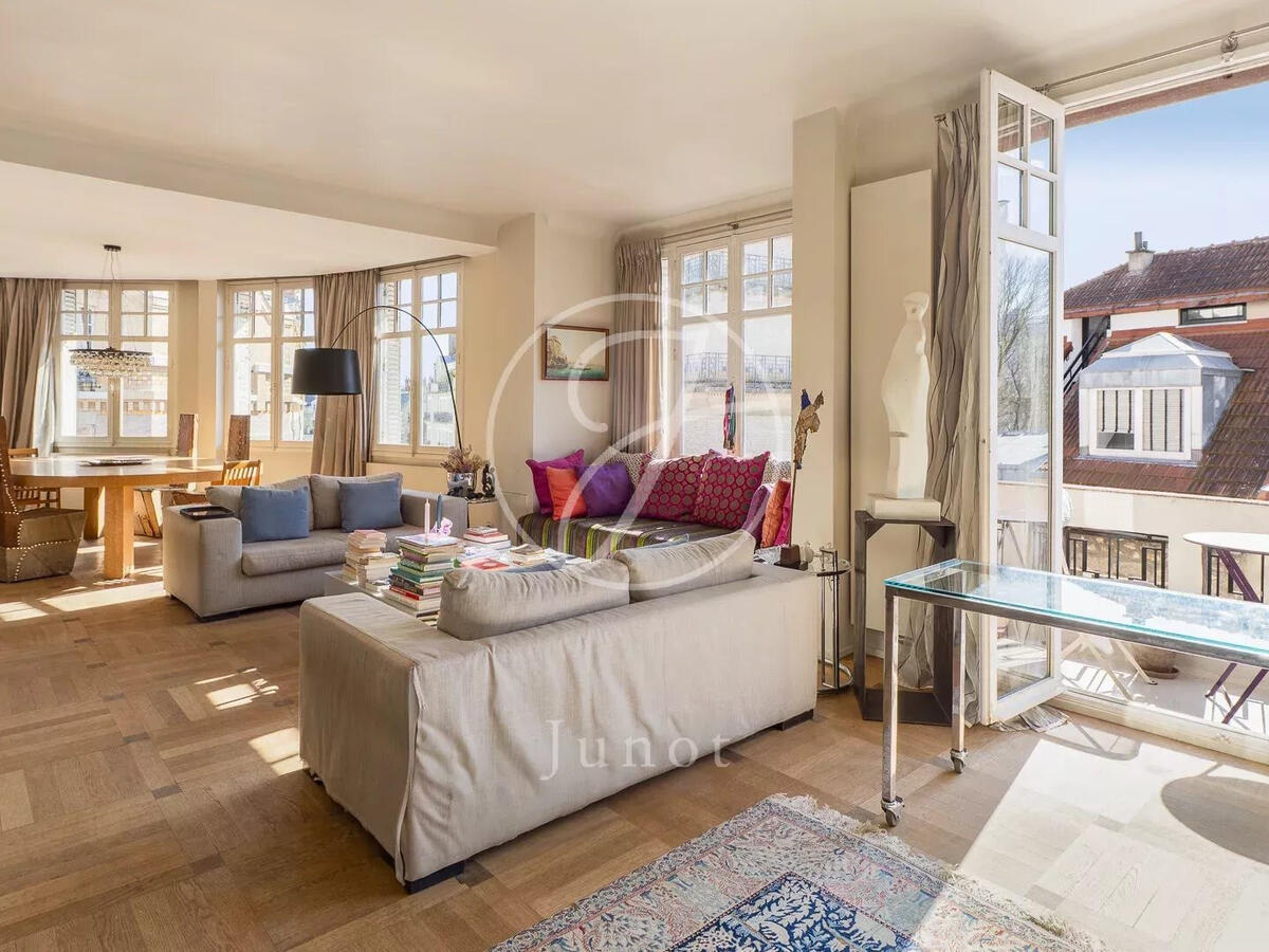 Apartment Paris 16e