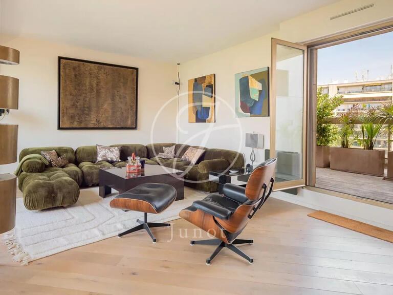 Apartment Paris 16e - 3 bedrooms - 147m²