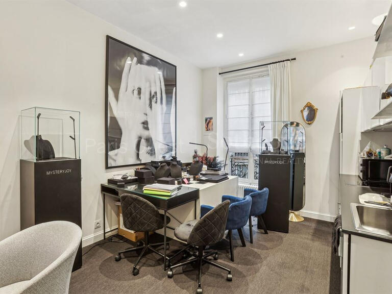 Appartement Paris 16e - 4 chambres - 217m²