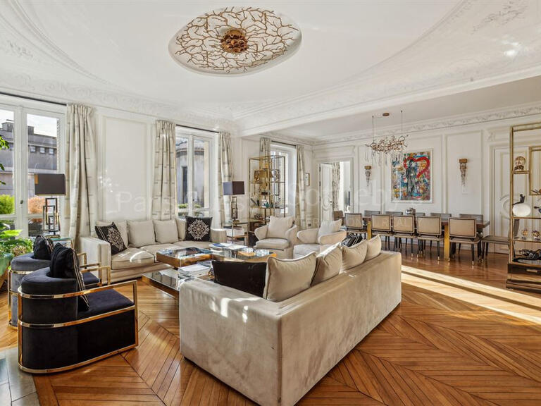 Apartment Paris 16e - 4 bedrooms - 217m²