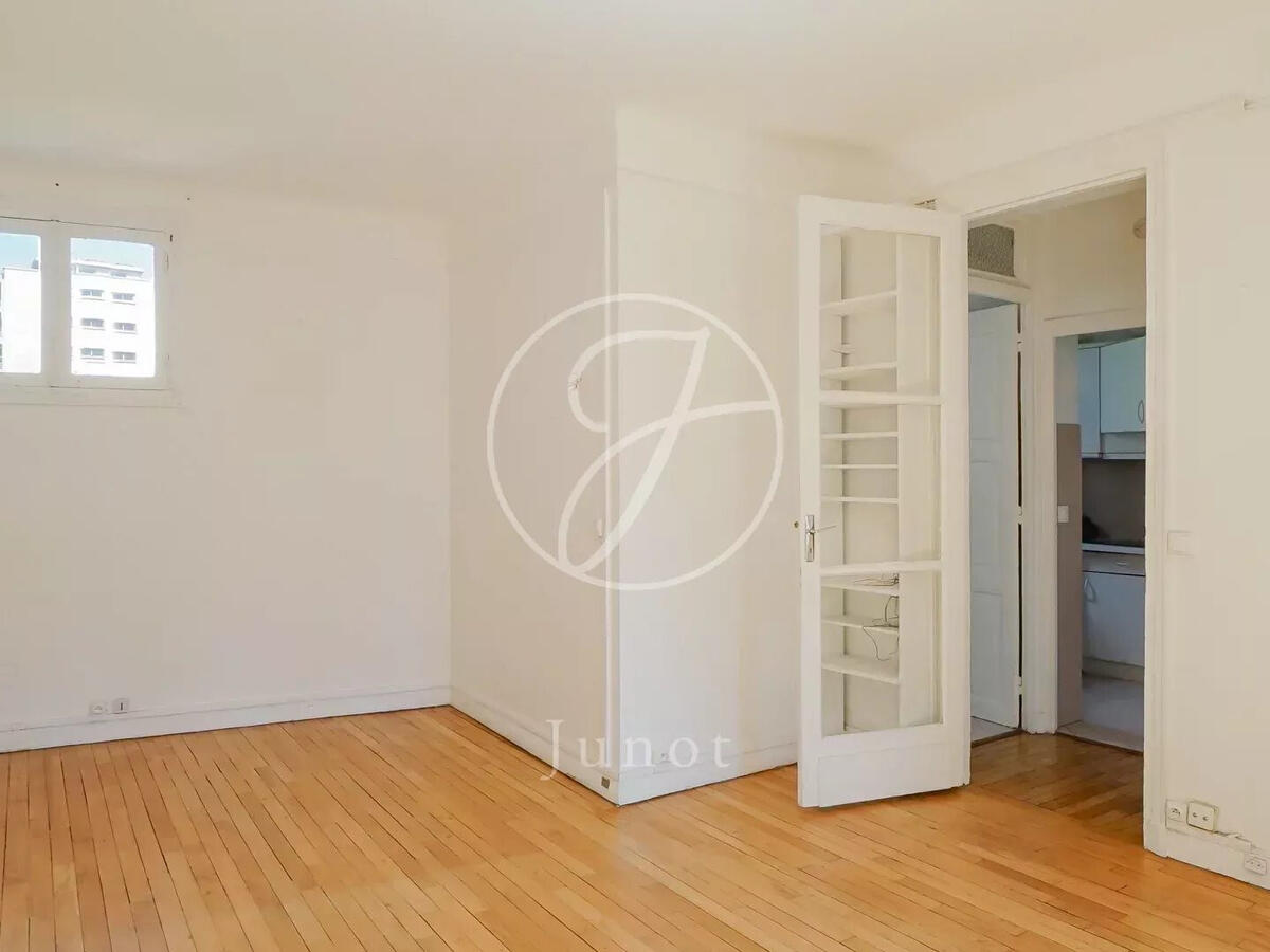 Apartment Paris 16e