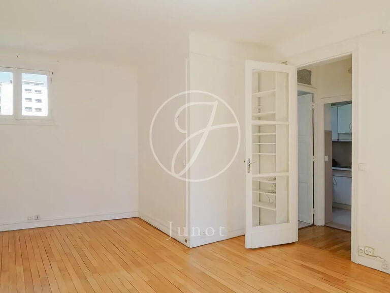 Appartement Paris 16e - 2 chambres - 74m²