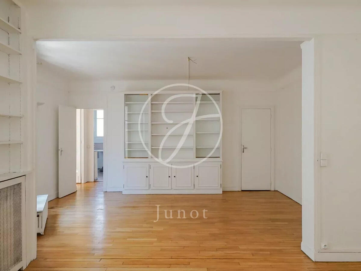Apartment Paris 16e