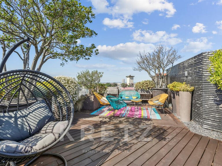 Appartement Paris 16e - 1 chambre - 120m²