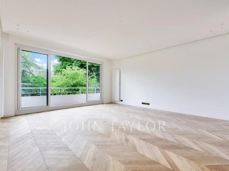 Apartment Paris 16e - 3 bedrooms - 163m²