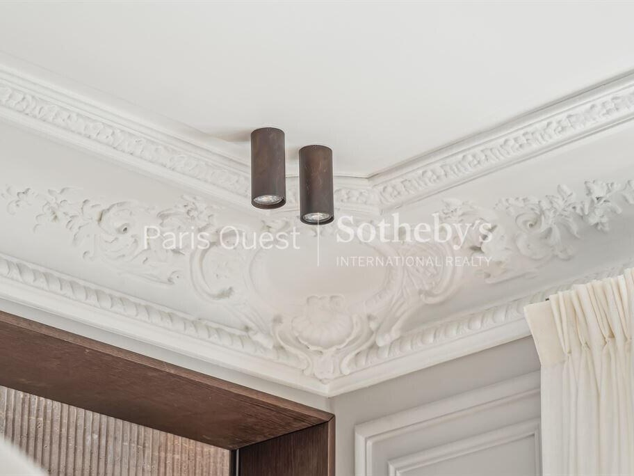 Apartment Paris 16e