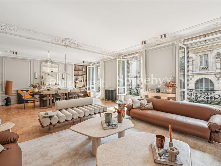 Apartment Paris 16e - 3 bedrooms - 194m²