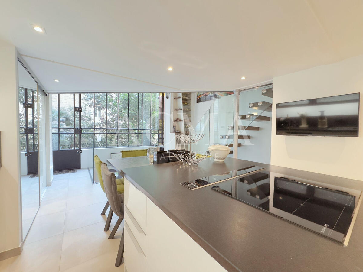Apartment Paris 16e