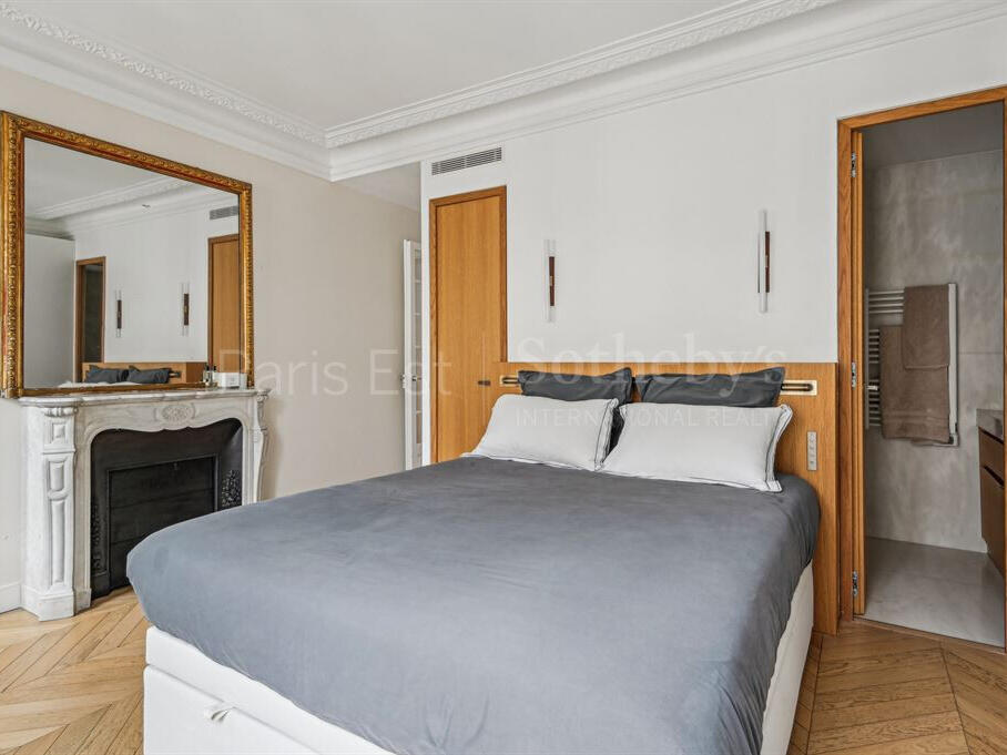 Apartment Paris 16e