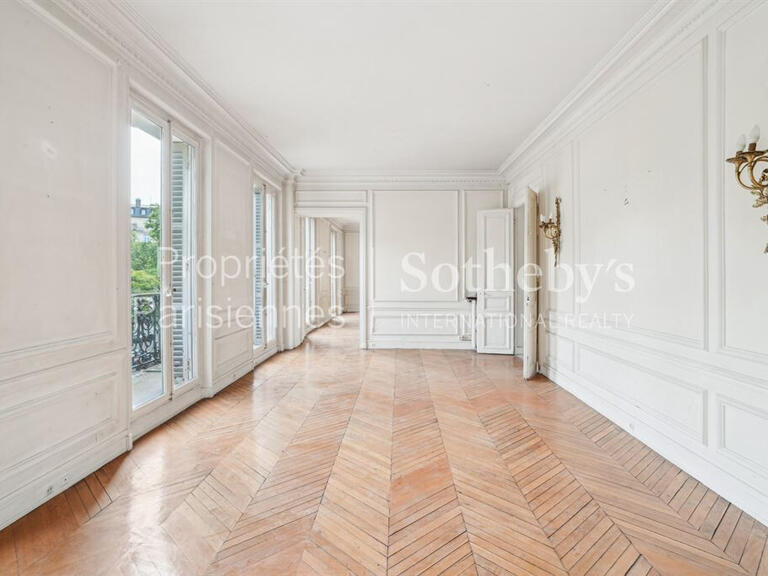Appartement Paris 16e - 5 chambres - 174m²