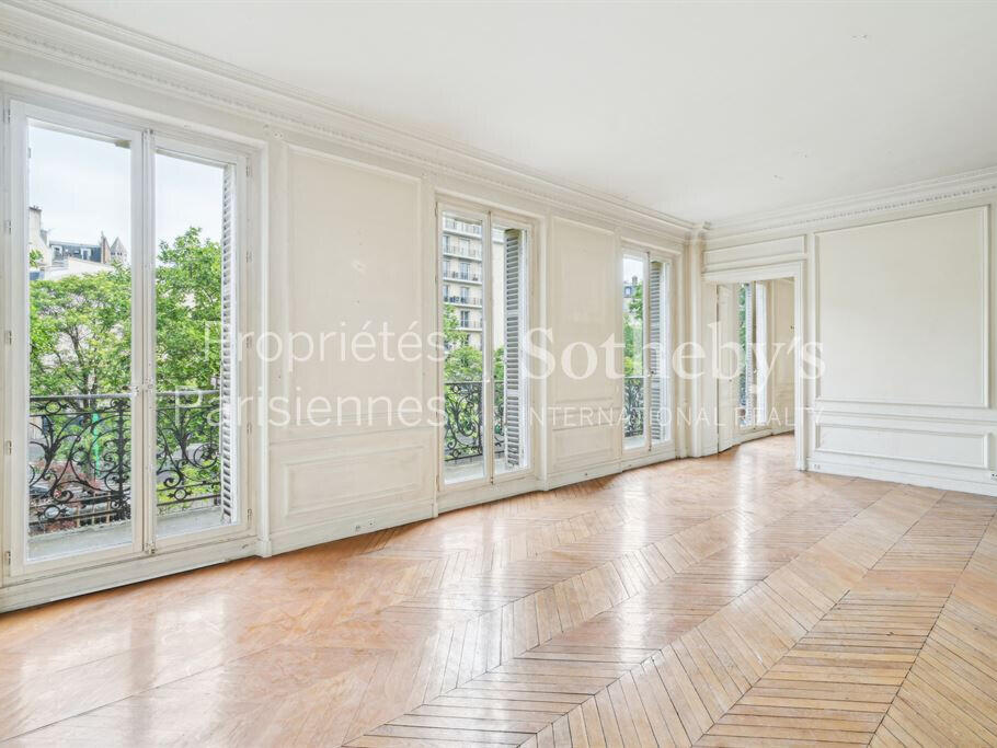 Apartment Paris 16e
