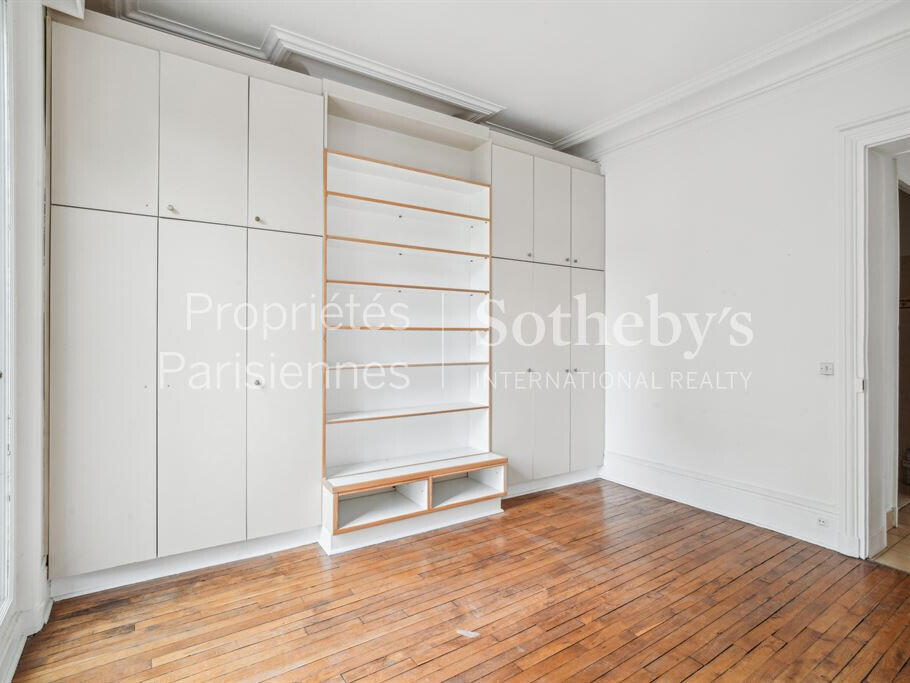 Apartment Paris 16e