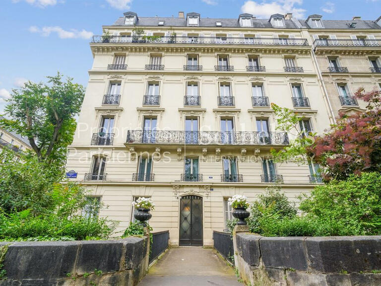 Appartement Paris 16e - 5 chambres - 174m²