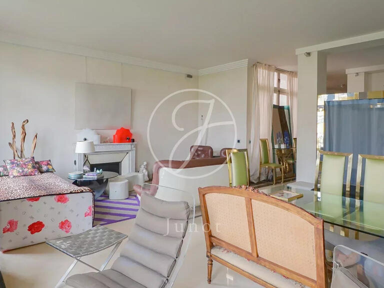 Apartment Paris 16e - 3 bedrooms - 189m²