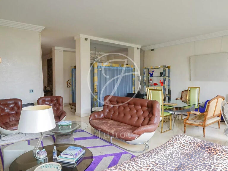 Apartment Paris 16e - 3 bedrooms - 189m²