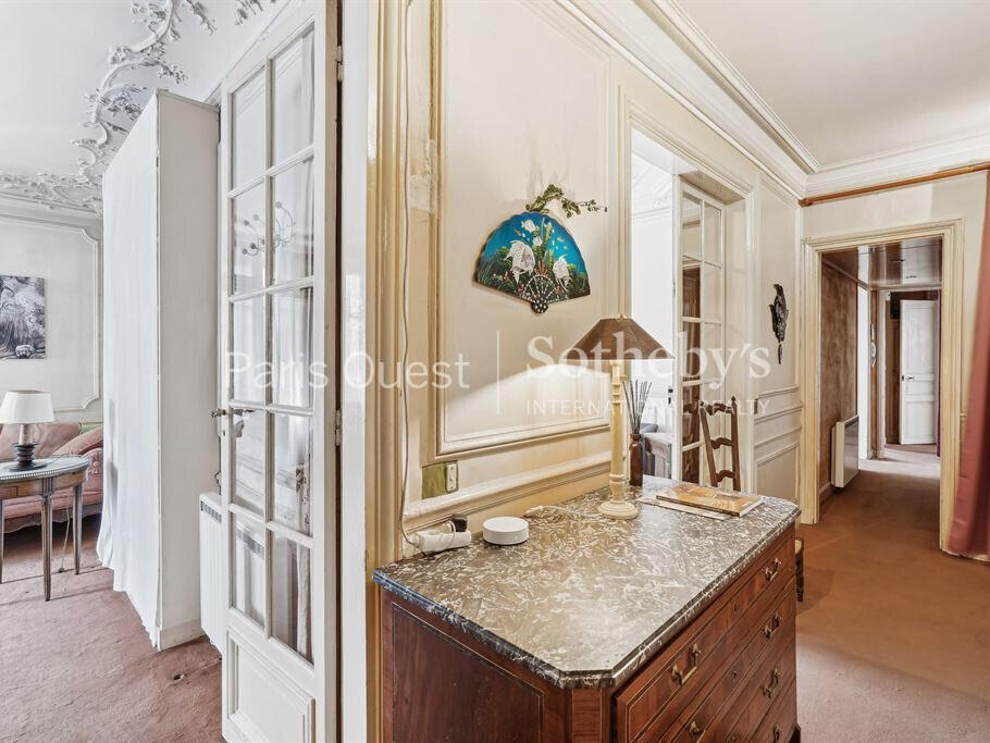 Apartment Paris 16e