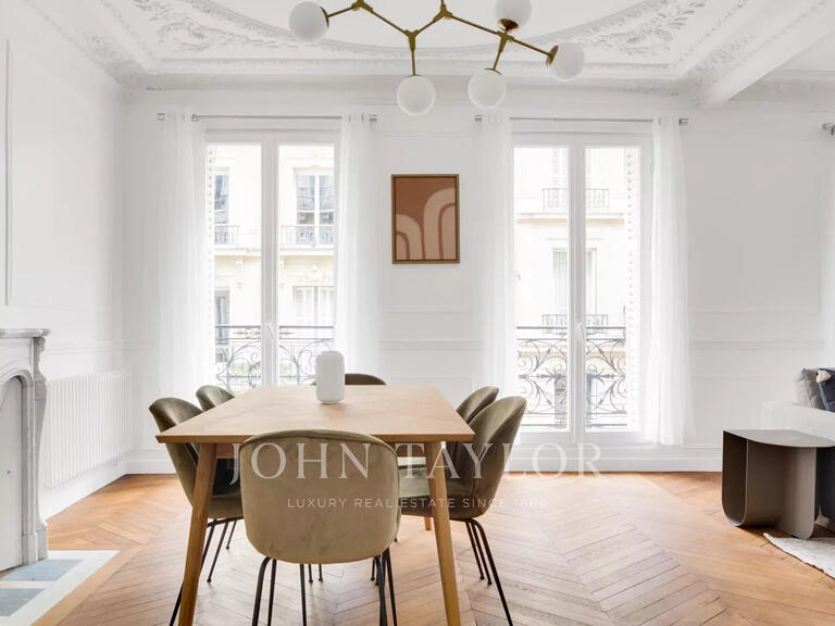 Appartement Paris 16e - 3 chambres - 113m²