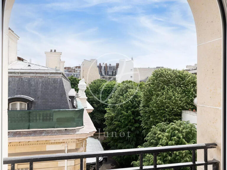 Appartement Paris 16e - 5 chambres - 260m²