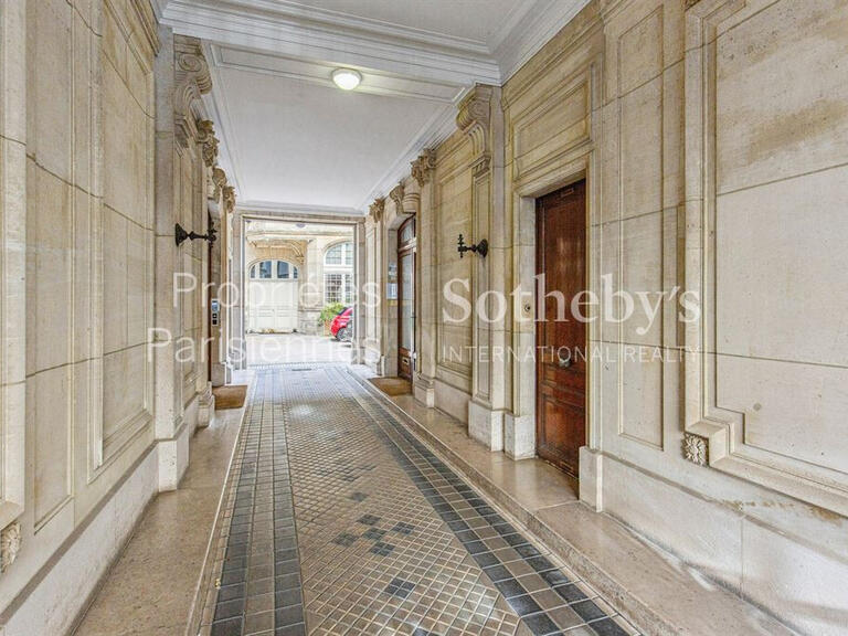Appartement Paris 16e - 3 chambres - 182m²