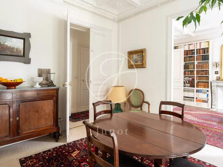 Appartement Paris 16e - 1 chambre - 90m²
