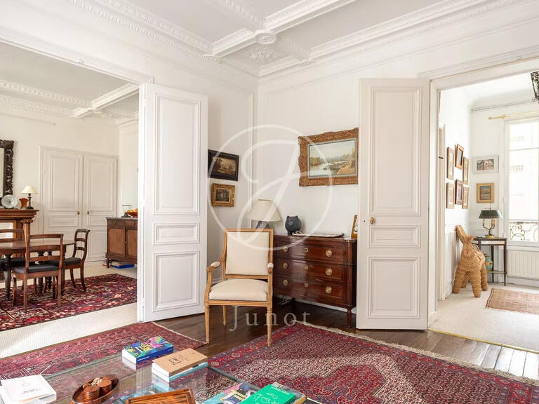Appartement Paris 16e - 1 chambre - 90m²
