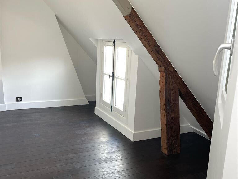 Appartement Paris 16e - 2 chambres - 98m²