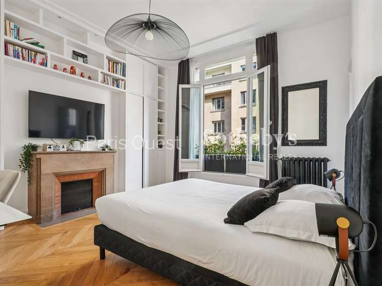 Apartment Paris 16e - 6 bedrooms - 247m²