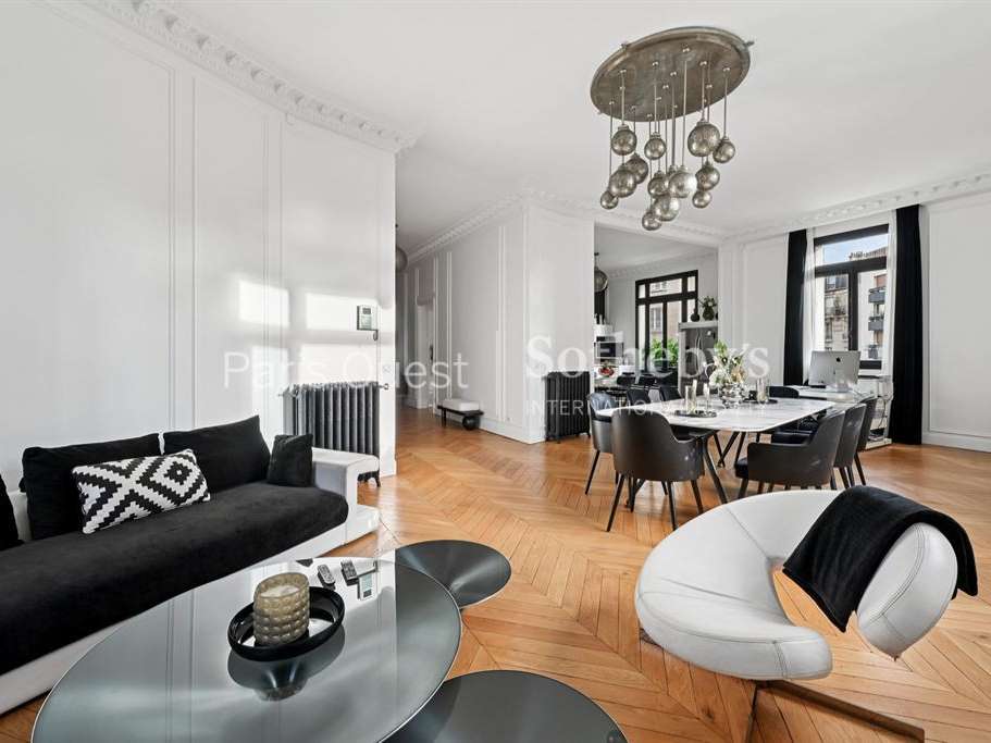 Apartment Paris 16e