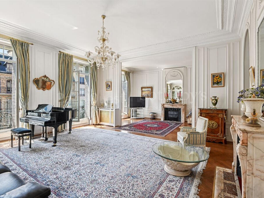 Apartment Paris 16e
