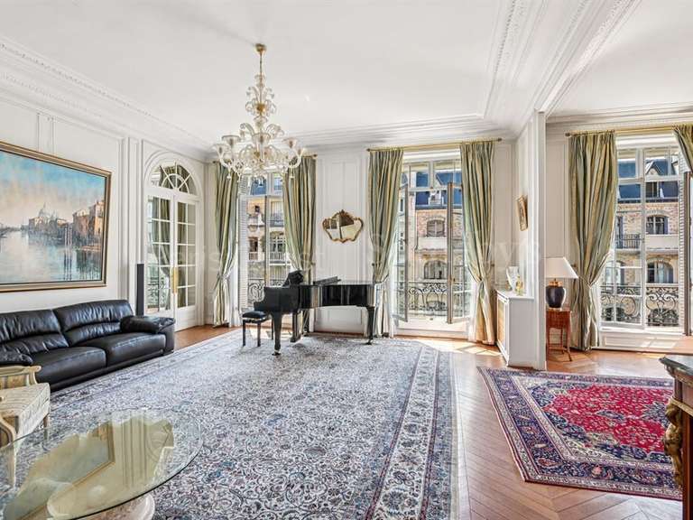 Apartment Paris 16e - 5 bedrooms - 355m²