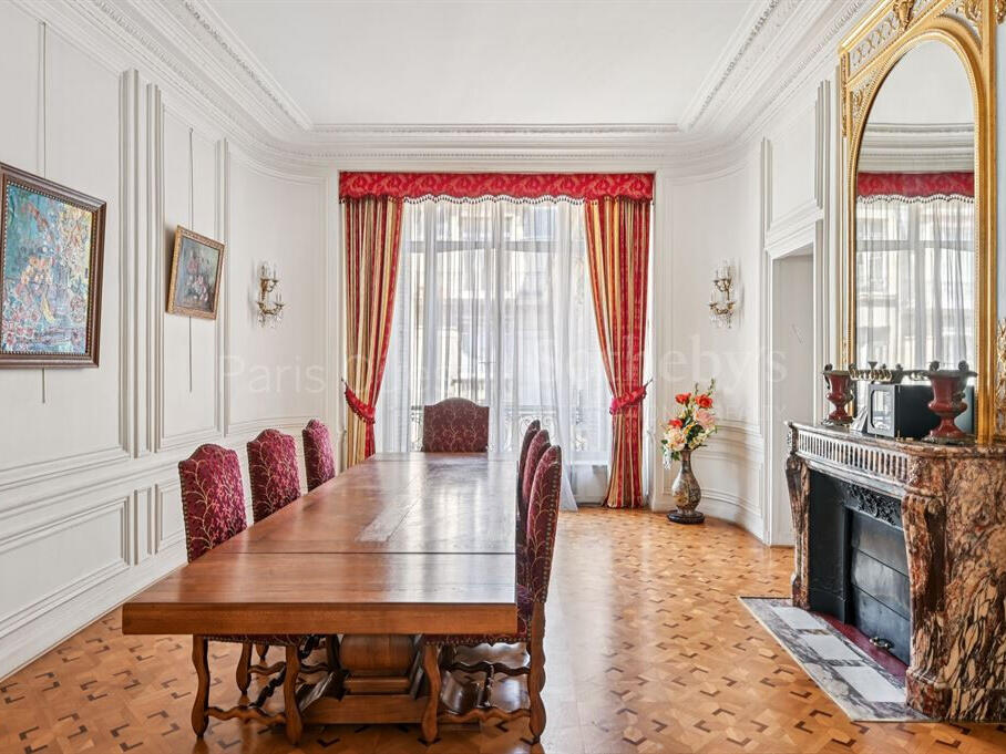 Apartment Paris 16e